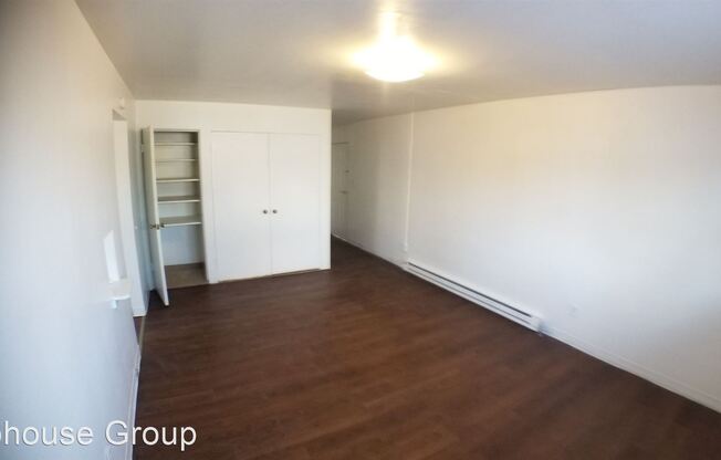 3002 McArthur
