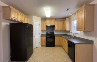 3 beds, 2 baths, $1,825