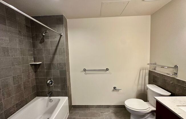 Studio, 1 bath, $2,350, Unit 420