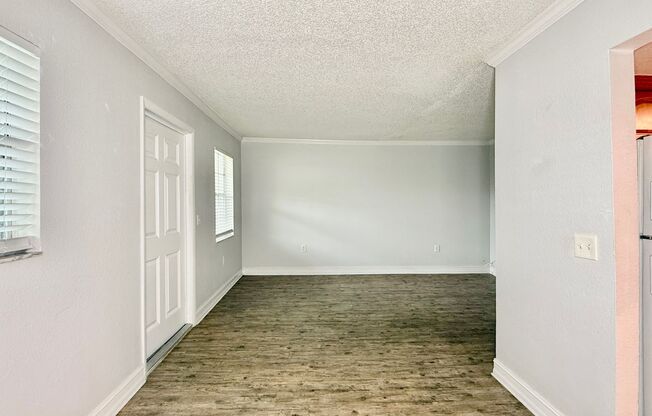 1 bed, 1 bath, 575 sqft, $1,195