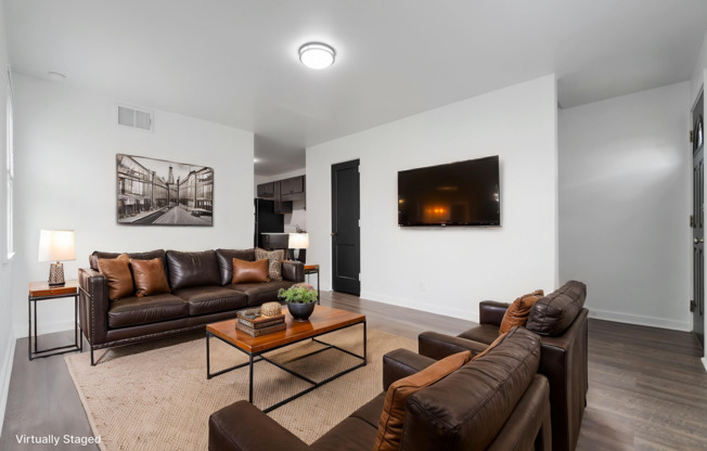 Now Available: 2-bedroom and 1-bathroom townhouse