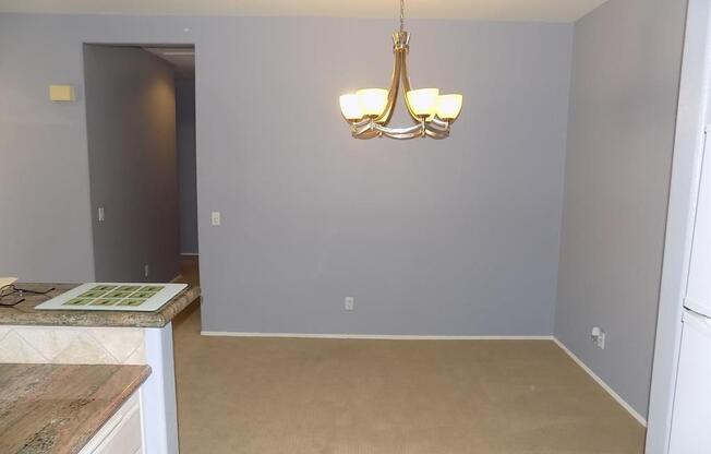 Beautiful Rancho San Diego Condo In Remington Complex