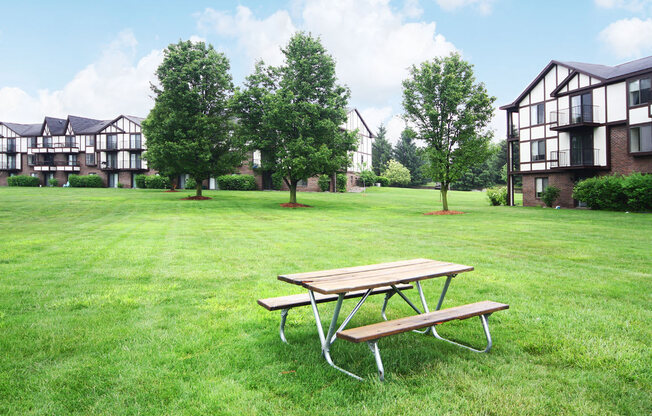 Gorgeous Outdoor Landscapes with Picnic Areas at Trappers Cove Apartments, Lansing, Michigan