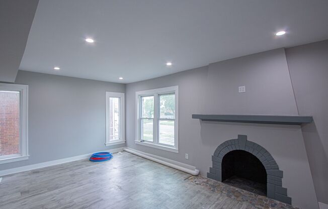 Completely Renovated  3 bedroom on Washburn St