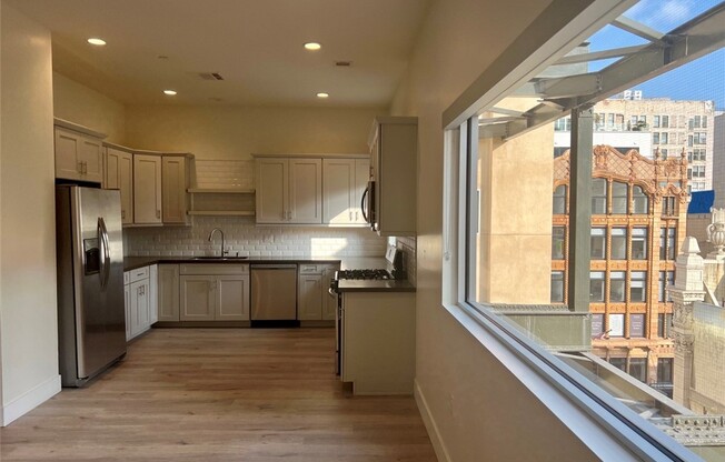 Studio, 1 bath, 713 sqft, $1,995, Unit 609