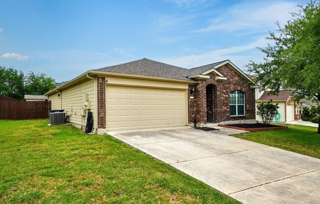 Charming 3-Bedroom Home in Schertz - Great Location & Amenities! - Realtor Commission: $500