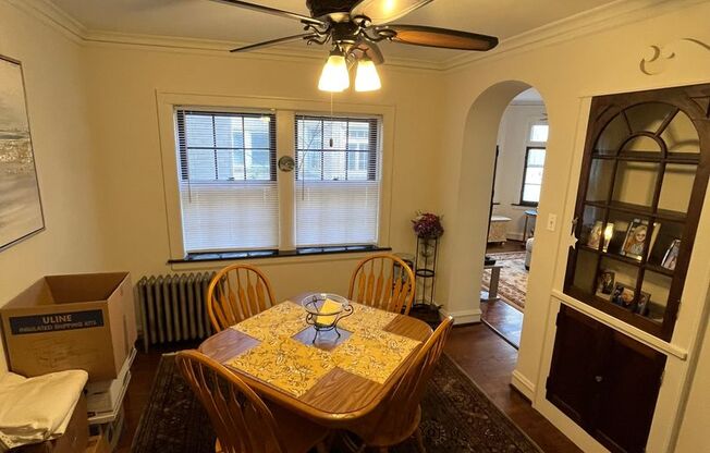 1 bed, 1 bath, 750 sqft, $1,695, Unit 4522-2B