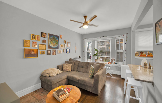 Wrigleyville Apartments