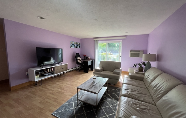 25 Greentree Ln