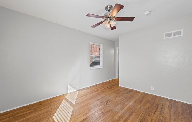 1 bed, 1 bath, 526 sqft, $995, Unit 1410 #1E