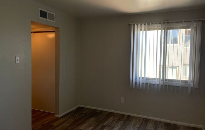 1 bed, 1 bath, 575 sqft, $944, Unit 246