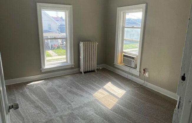 316 Maple Ave 6 Unit