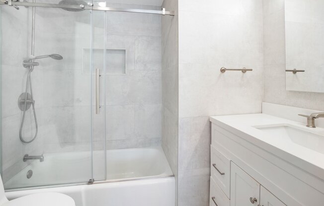 1 bed, 1 bath, 575 sqft, $4,850, Unit 1605