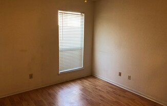 1 bed, 1 bath, $1,295