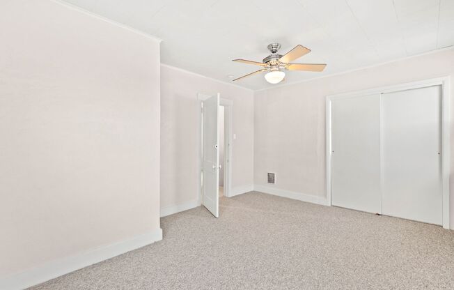 Stunning 3 bedroom home in Ambridge available August 1!