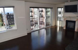 Capitol Hill 1BR/1BA with Stunning City Views