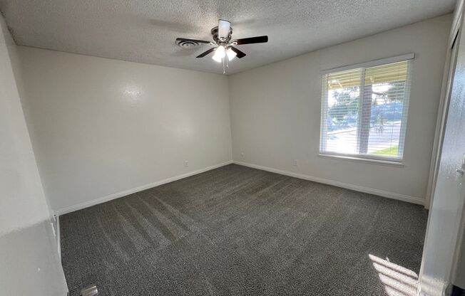 1 bed, 1 bath, 750 sqft, $1,295, Unit 01