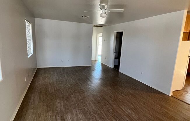 2 beds, 2 baths, $1,200