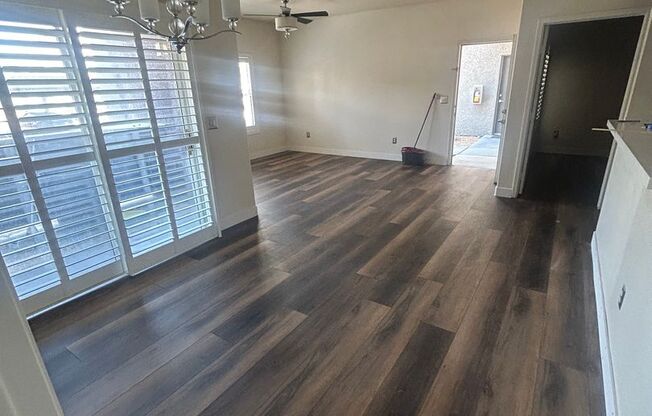 2 beds, 2 baths, $1,701.5, Unit # 1010