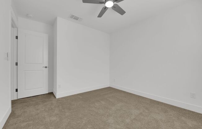 4 beds, 2.5 baths, $2,450