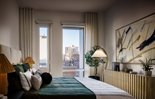 Studio, 1 bath, $3,400, Unit 5L