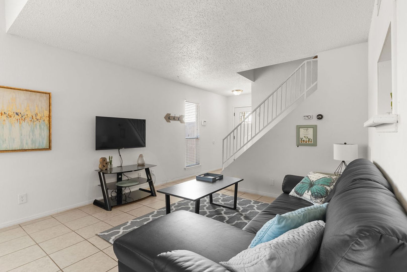 1105 Wales Drive