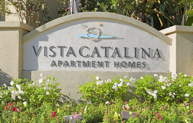 1 bed, 1 bath, 941 sqft, $3,250, Unit V310