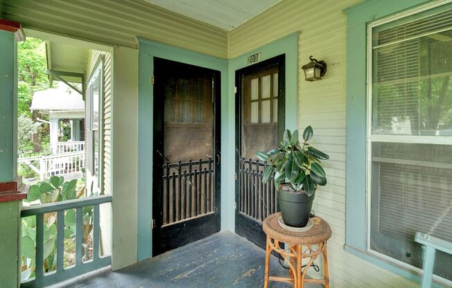 2002 Willow Street