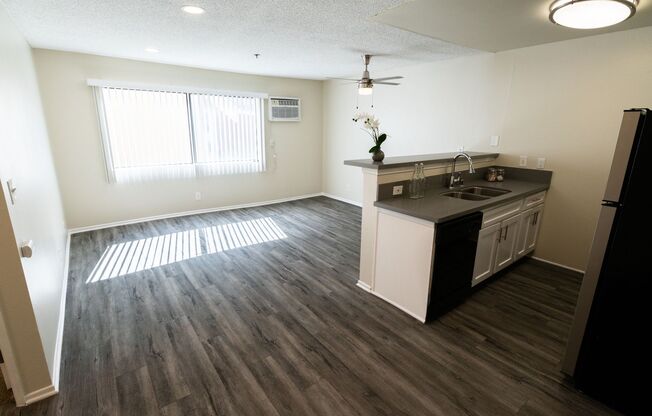 1 bed, 1 bath, 665 sqft, $1,598, Unit 206