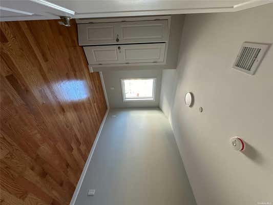 3 beds, 2 baths, 1,295 sqft, $3,100, Unit 3FL