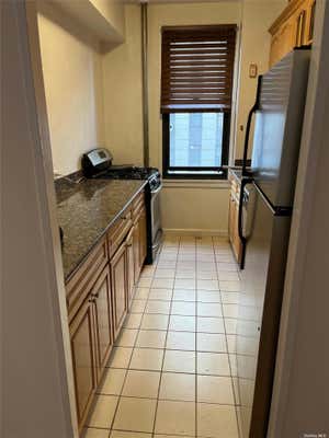 1 bed, 1 bath, $2,300, Unit 1F