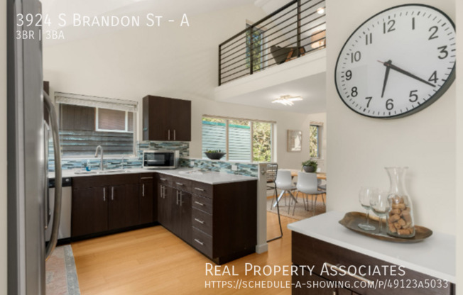 3924 S BRANDON ST