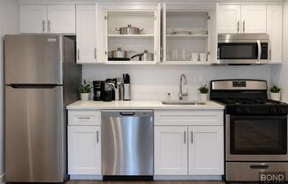 Studio, 1 bath, $3,500, Unit 10P