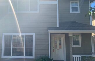 Beautiful 4 bedroom home in Silver Creek. Puyallup Available Now