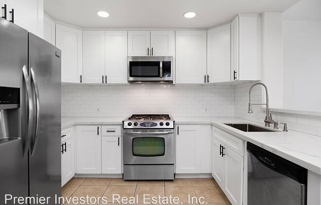 5132 Maplewood Ave Unit 208
