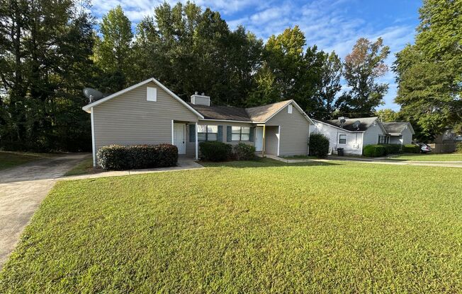 Completely Renovated 2 Bedroom 2 Bath Located off of Veterans Memorial Hwy