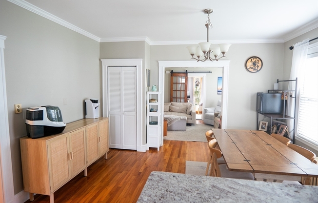2 beds, 1 bath, 1,250 sqft, $2,900, Unit 1