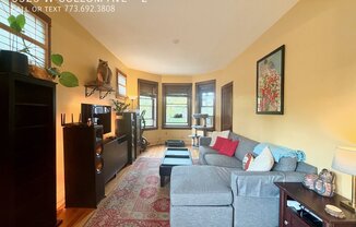 3323 W CULLOM