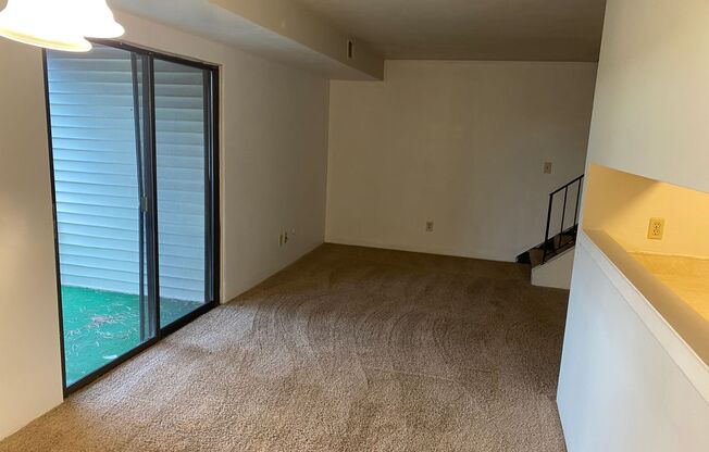 2 beds, 1.5 baths, 750 sqft, $850, Unit 63C