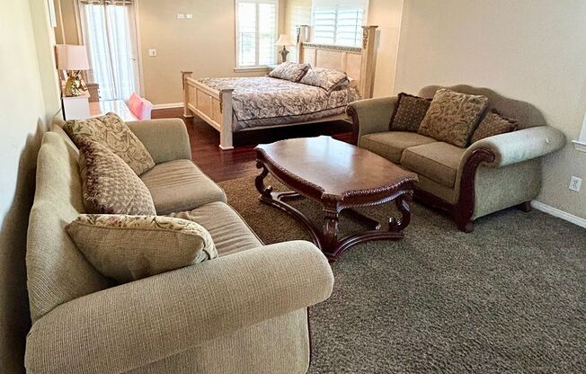 COMING SOON! Fair Oaks 4 Bedroom House for Rent in Canyon Country!