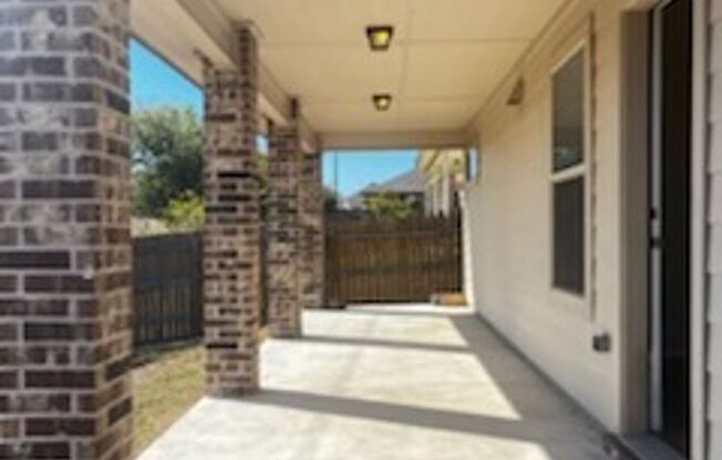 3 beds, 2 baths, $1,625