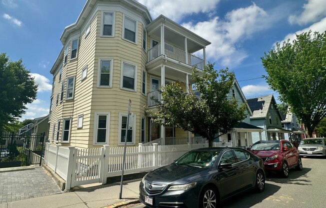 25 CEDAR ST