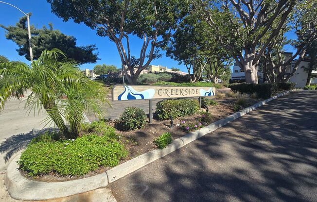 2/2 Condo in Mira Mesa with Easy Freeway Access