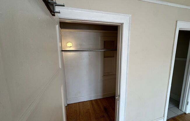 Studio, 1 bath, $820, Unit 408