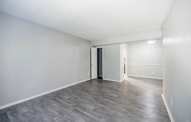 3 beds, 2 baths, 1,017 sqft, $1,395, Unit J129