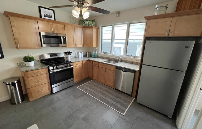 37-39 Belknap St.