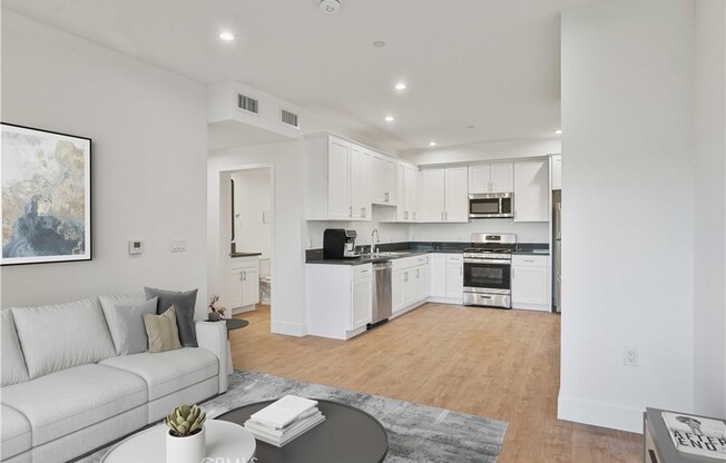 2 beds, 2 baths, 1,069 sqft, $2,309, Unit 502