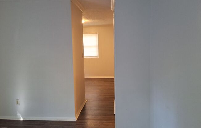 1 bed, 1 bath, 610 sqft, $605, Unit 4