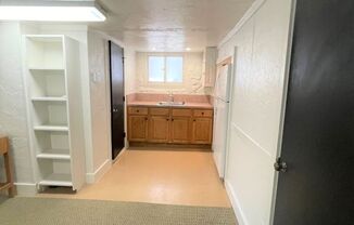 Studio, 1 bath, 270 sqft, $1,299, Unit 1308-5