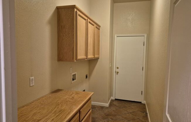 4 beds, 3 baths, $2,795